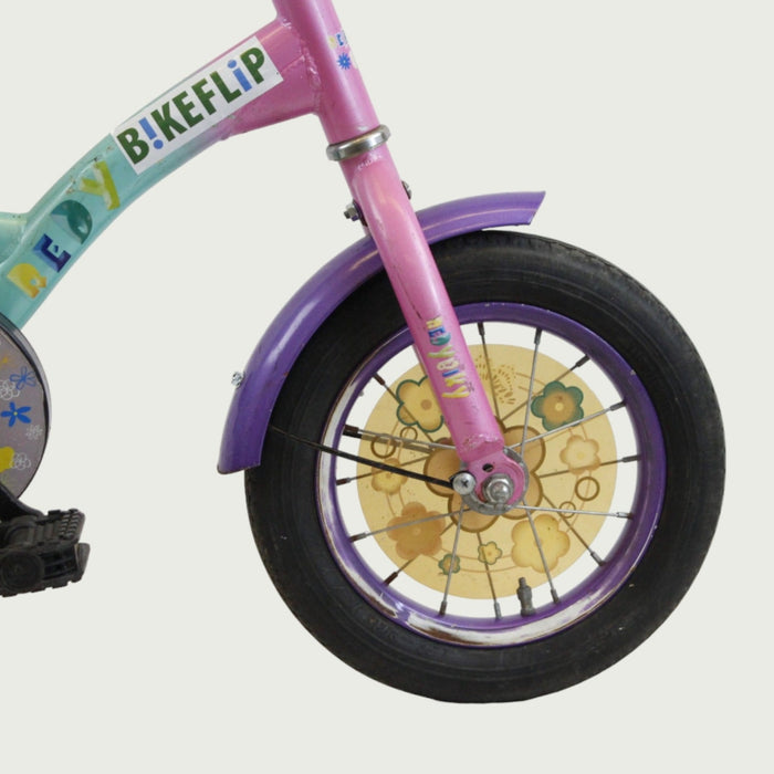 12.139 - BikeFlip, 12 inch kinderfiets, veelkleurige kinderfiets, terugtraprem, handrem, kabelslot, peuterfiets, 85-100 cm