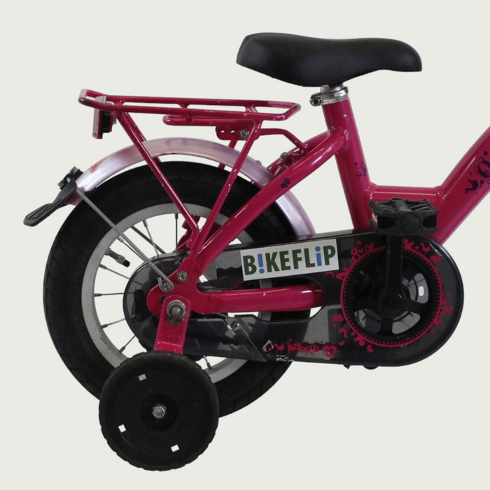 12.139 - BikeFlip, 12 inch kinderfiets, Gazelle fiets, roze kinderfiets, mandje voorop, terugtraprem, zijwieltjes, kabelslot