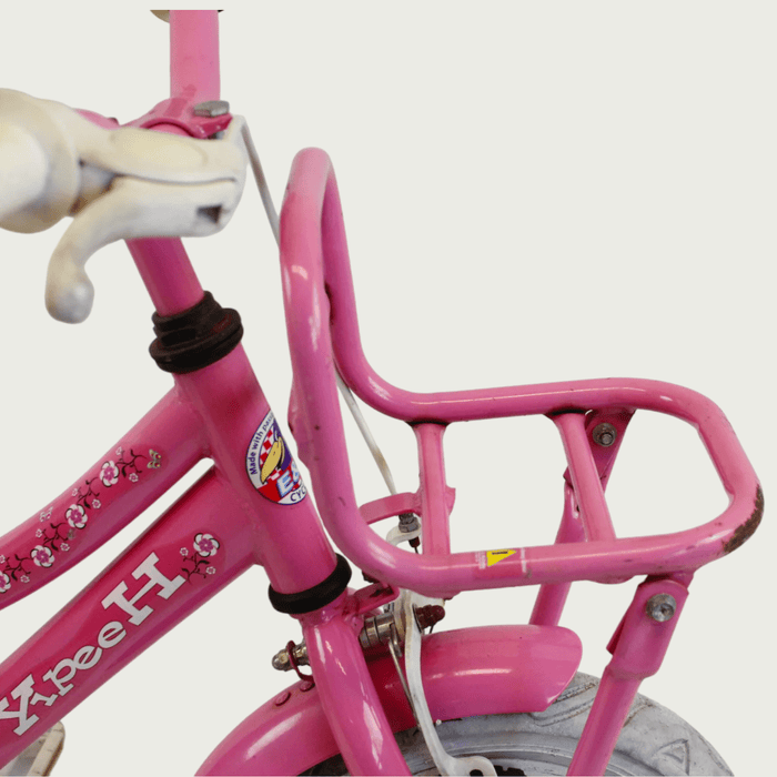 12.146 - BikeFlip, 12 inch kinderfiets, roze kinderfiets, kinderfiets met voorrekje, zijwieltjes, terugtraprem, handrem