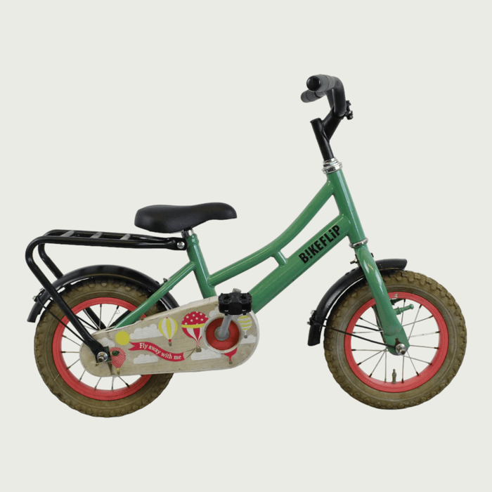 12.156 - BikeFlip, 12 inch kinderfiets, groene fiets, terugtraprem, zijwieltjes, avontuurlijke fiets, luchtballonnen