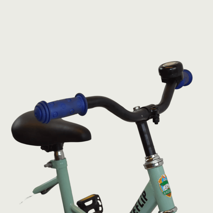 12.160 - BikeFlip, 12 inch kinderfiets, groene fiets, poedercoat, terugtraprem, kabelslot, zijwieltjes, BikeFlip,  3-4 jaar