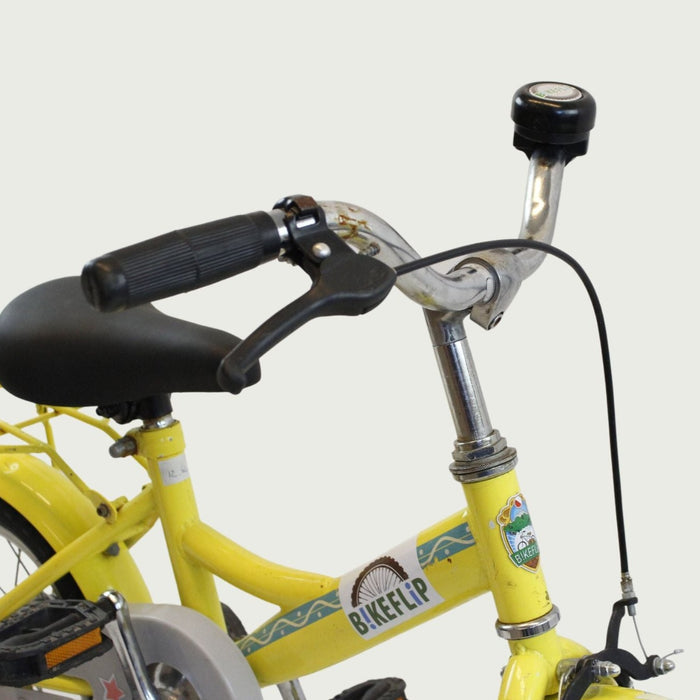 12.64 - BikeFlip, kinderfiets, 12 inch, bruin, rood, Gazelle fiets, terugtraprem, kabelslot, geen versnellingen, stevig